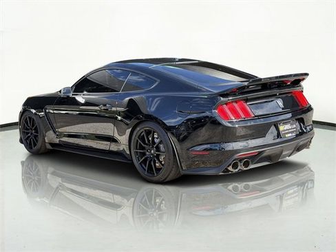 Used 2017 Ford Mustang Shelby GT350 image 5