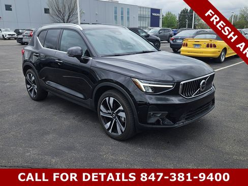 Used 2023 Volvo XC40 B5 Plus w/ Protection Package Premier AWD/4WD image 1