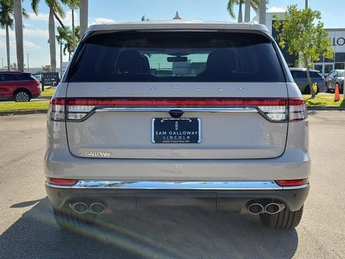 Certified 2020 Lincoln Aviator Reserve w/ Equipment Group 202A image 5