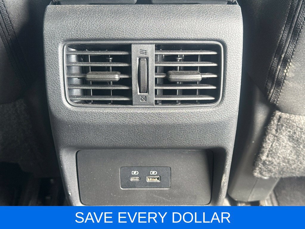Used 2022 Nissan Rogue SV FWD image 20