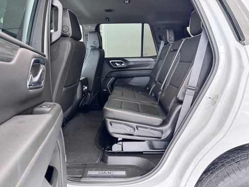 Certified 2024 GMC Yukon SLT AWD/4WD image 13