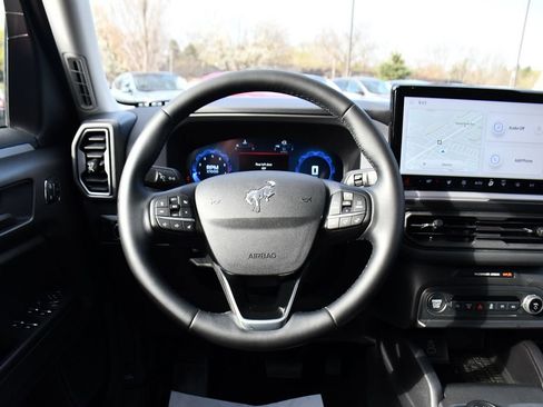 Used 2025 Ford Bronco Sport Outer Banks w/ Outer Banks Tech Package+ AWD/4WD image 12