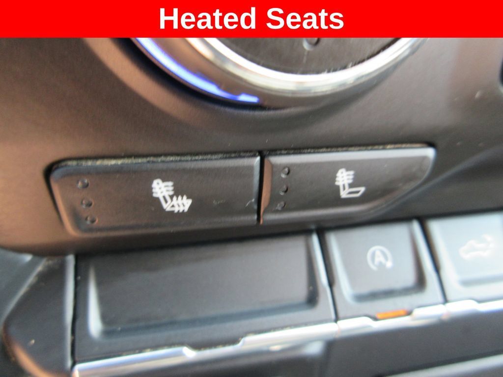 Used 2021 Chevrolet Silverado 1500 RST w/ Bed Protection Package AWD/4WD image 19