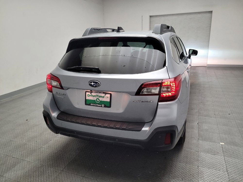 Used 2018 Subaru Outback 2.5i Limited AWD/4WD image 7