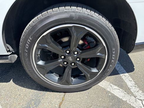 Used 2023 Ford Expedition Limited image 18