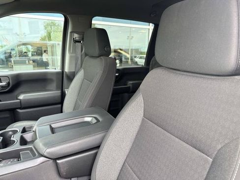 Used 2024 Chevrolet Silverado 2500 Custom w/ Custom Value Package AWD/4WD image 9