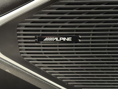 Used 2023 Jeep Wagoneer 4WD image 35