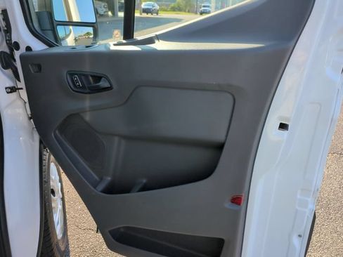 Used 2025 Ford Transit 250 Low Roof w/ Exterior Upgrade Package RWD image 28