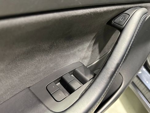 Used 2022 Tesla Model 3 Long Range image 22