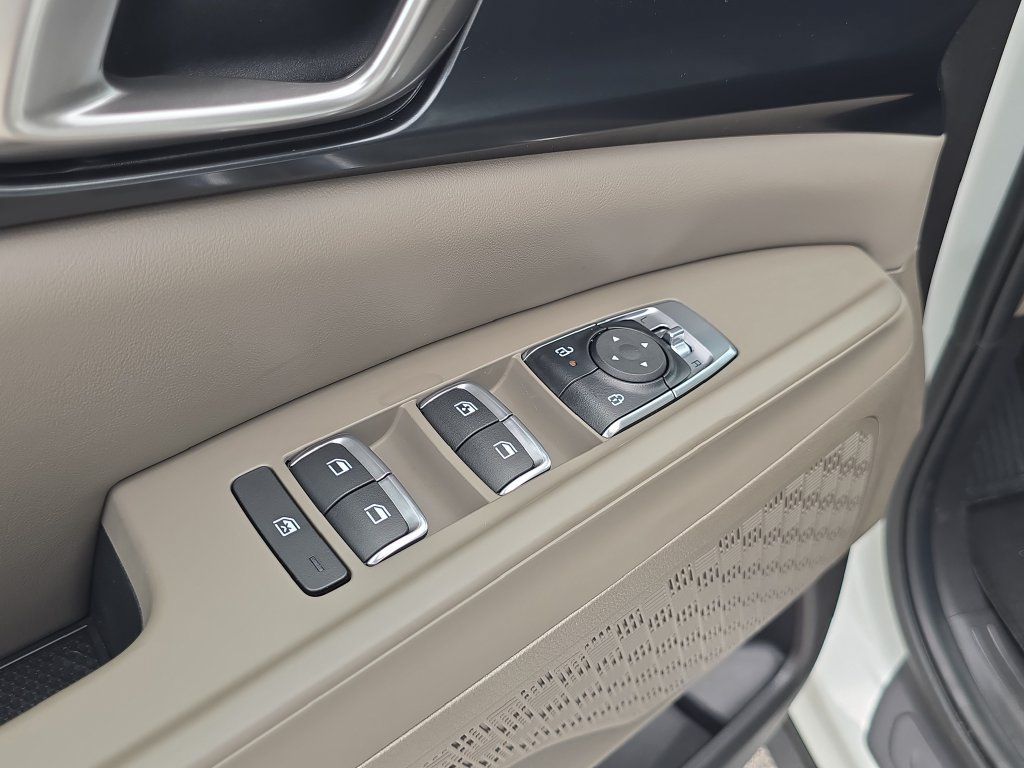 New 2027 Kia Carnival FWD image 20