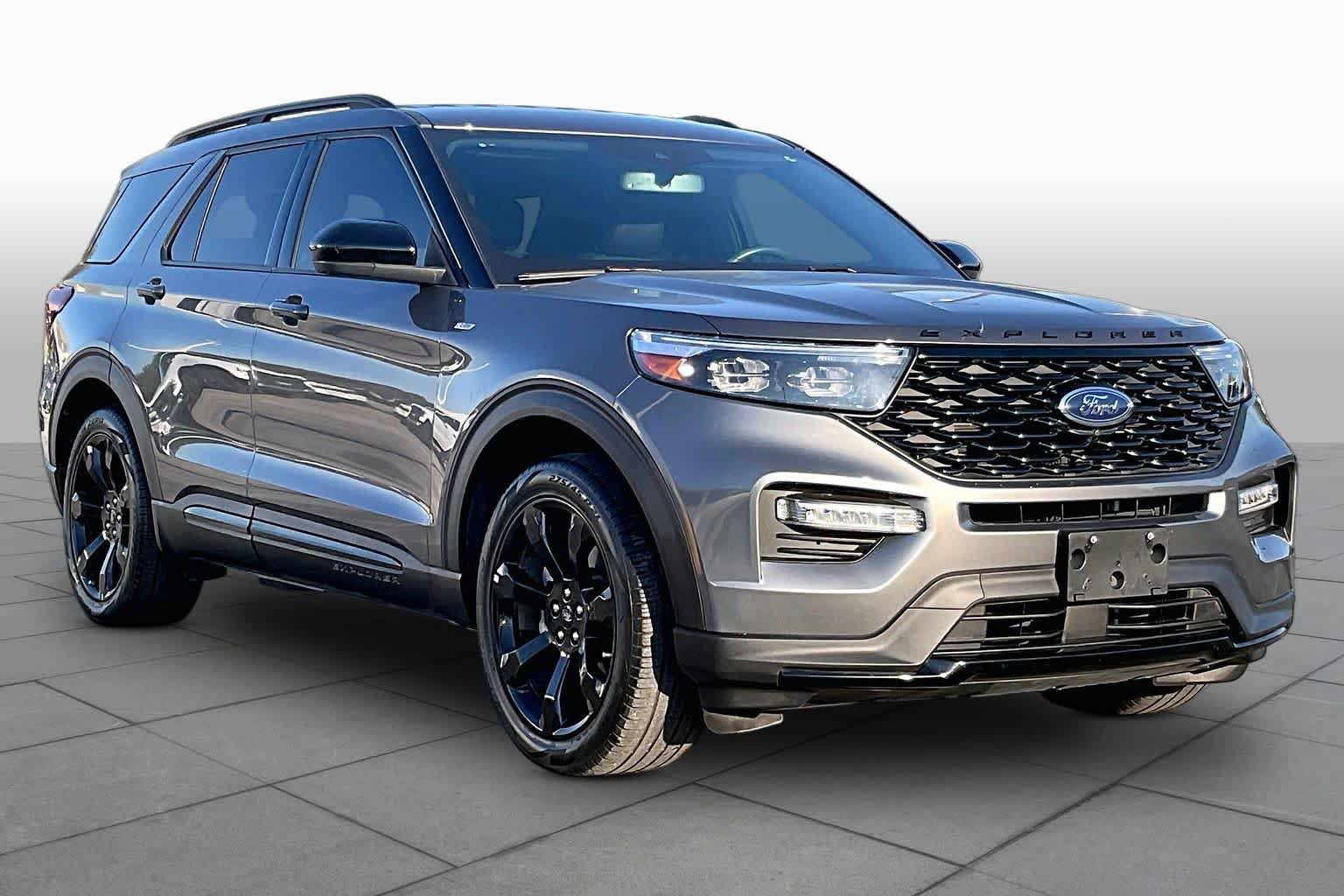 Certified 2023 Ford Explorer ST-Line w/ Class IV Trailer Tow Package RWD image 3
