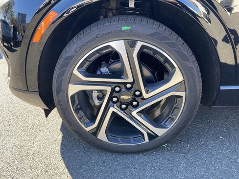 New 2026 Chevrolet Equinox EV LT image 26