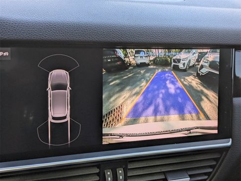 Used 2019 Porsche Cayenne image 23