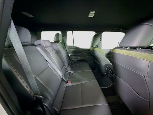 Used 2024 Lexus GX 550 image 29