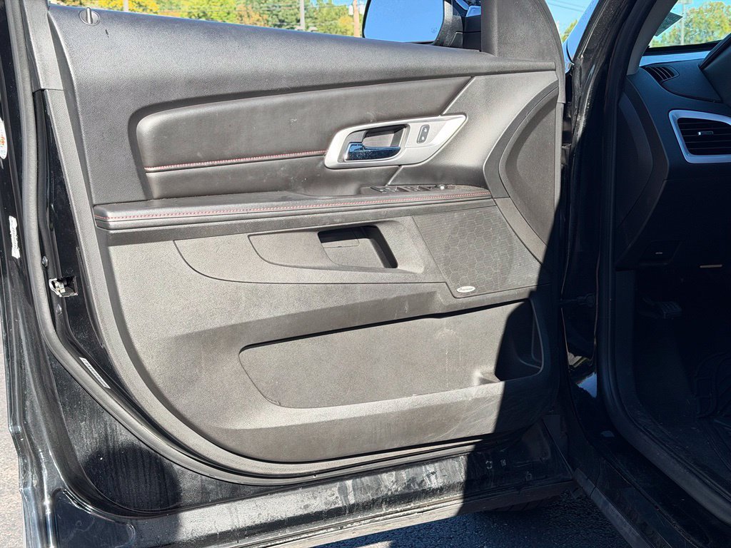 Used 2015 GMC Terrain SLT w/ Chrome Edition FWD image 14