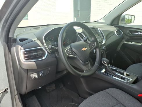 Used 2023 Chevrolet Equinox LT FWD image 5