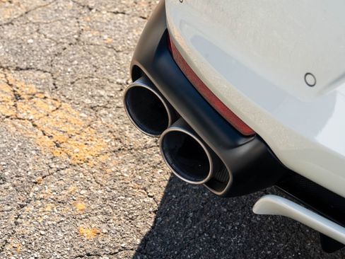 Certified 2019 Ferrari 812 Superfast image 18