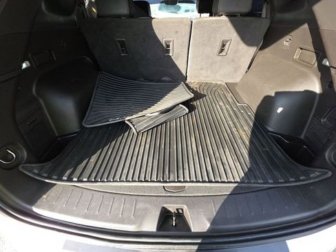 Used 2022 Chevrolet Blazer Premier w/ Enhanced Convenience Package image 14