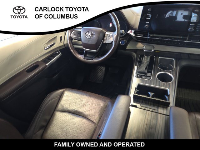 Used 2022 Toyota Sienna Platinum AWD/4WD image 19