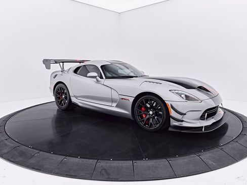 Used 2016 Dodge Viper ACR w/ Extreme Aero Package RWD image 25