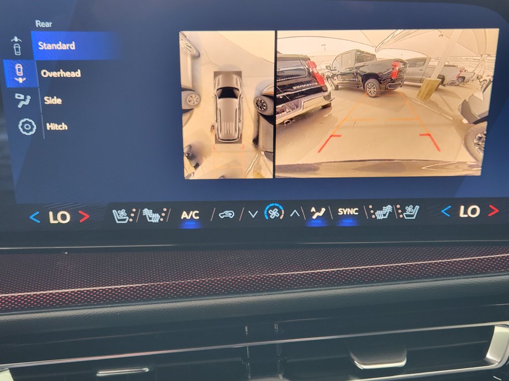 New 2027 Chevrolet Traverse RS AWD/4WD image 13