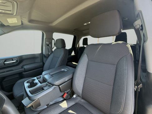 Used 2023 Chevrolet Silverado 1500 Custom AWD/4WD image 10