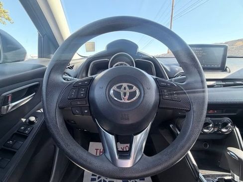 Used 2018 Toyota Yaris iA FWD image 9