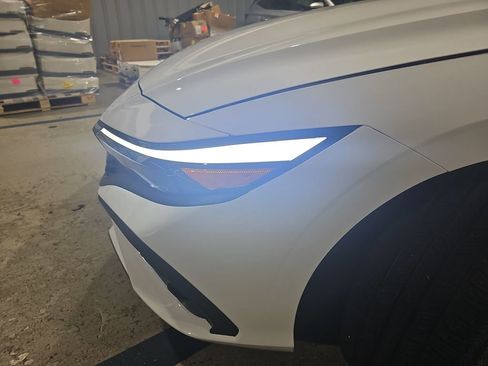 New 2026 Hyundai Elantra Sport FWD image 33
