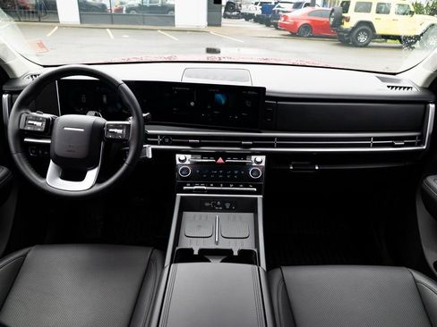 Used 2025 Hyundai Santa Fe XRT image 8