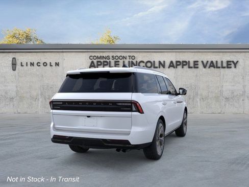 New 2026 Lincoln Navigator Black Label AWD/4WD image 8