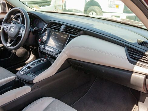 Used 2019 Honda Insight EX image 11