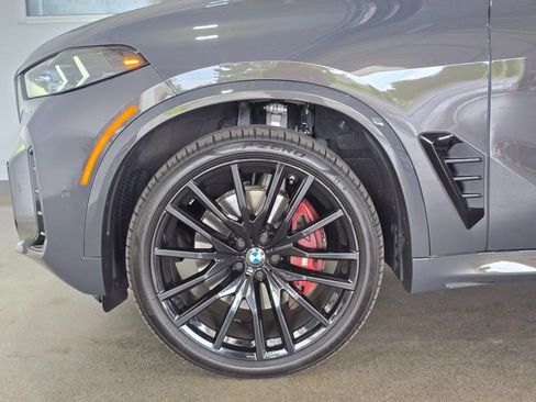 Used 2026 BMW X5 xDrive40i w/ M Sport Package AWD/4WD image 8