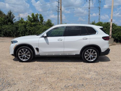Used 2026 BMW X5 sDrive40i RWD image 2