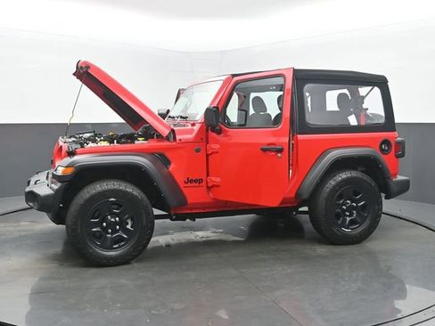 Used 2024 Jeep Wrangler Sport image 53