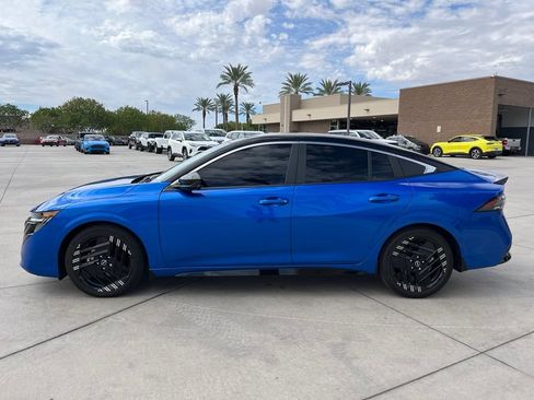Used 2026 Nissan Sentra SR w/ Floor Mat Package FWD image 8