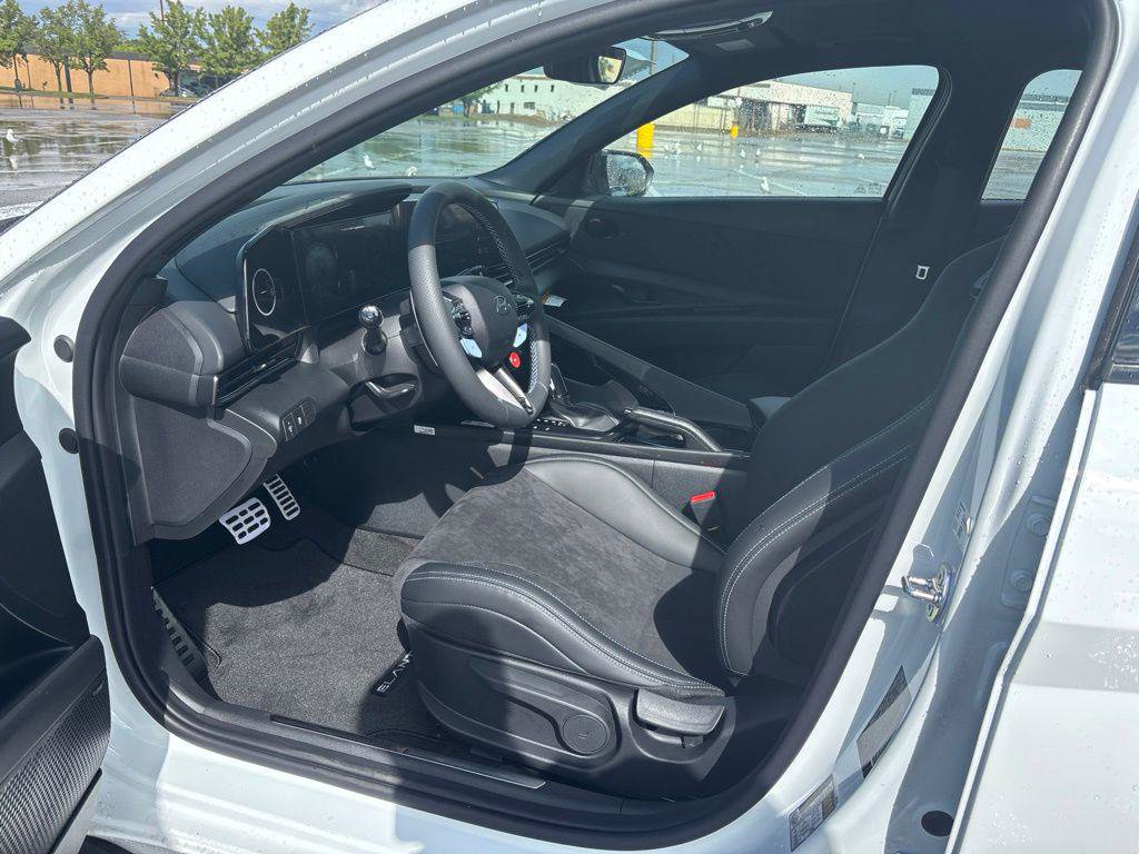 New 2026 Hyundai Elantra N FWD image 11