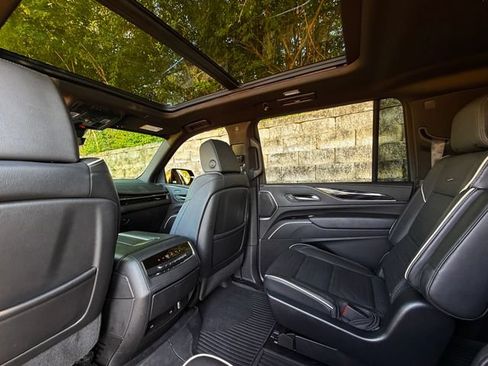 Used 2023 Cadillac Escalade ESV Sport w/ Touring Package AWD/4WD image 41
