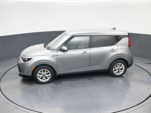 Used 2025 Kia Soul LX w/ LX Technology Package image 26