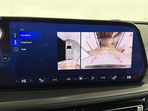 Certified 2024 Chevrolet Traverse LT image 62