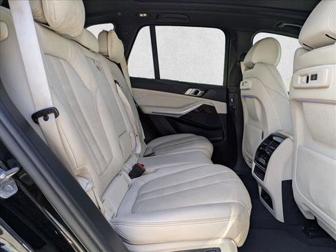 Used 2020 BMW X5 xDrive40i w/ Premium Package image 21