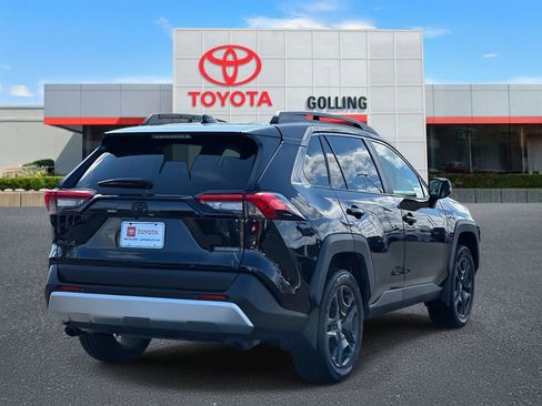 Used 2022 Toyota RAV4 Adventure image 5
