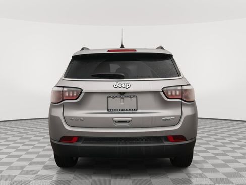 Used 2018 Jeep Compass Latitude w/ Popular Equipment Group image 23