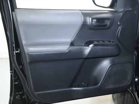 Certified 2023 Toyota Tacoma SR AWD/4WD image 15