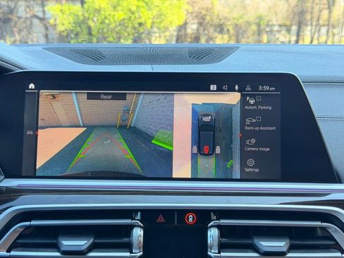 Used 2023 BMW X5 xDrive40i w/ M Sport Package image 39