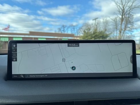 Used 2024 Genesis Electrified GV70 Advanced image 24