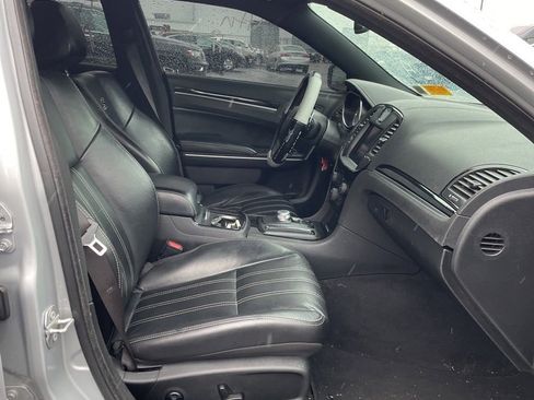 Used 2021 Chrysler 300 S RWD image 6