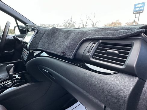 Used 2018 Honda Ridgeline Black Edition image 12