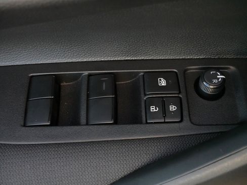 Certified 2025 Toyota Corolla LE image 19