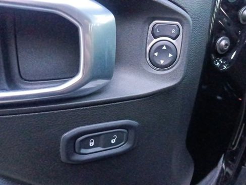 Used 2022 Jeep Wrangler Unlimited Sport S image 12