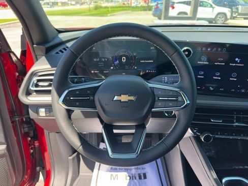 New 2026 Chevrolet Traverse LT w/ Driver Confidence Package AWD/4WD image 20